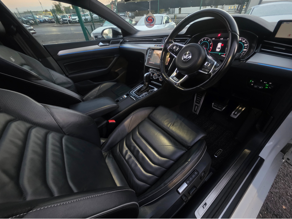 2018 Volkswagen Arteon 2.0 TSI R-LINE PANORAMIC SUNROOF 4MOTION 280BHP VIRTUALDASH FULL LEATHER HEATED ELECTRIC SEATS SAT NAV CARPLAY ANDROID AUTO BLIND SPORT PARKING SENSORS SELF PARKING ASSIST 360 CAMERA €28,950