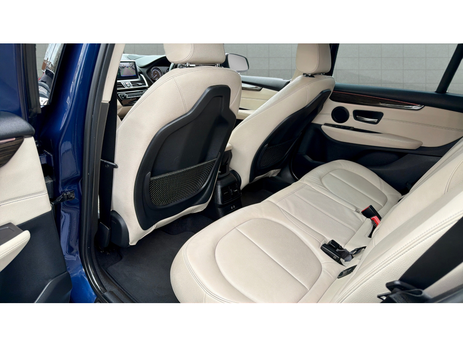 2019 BMW 2 Series Gran Tourer - image 13