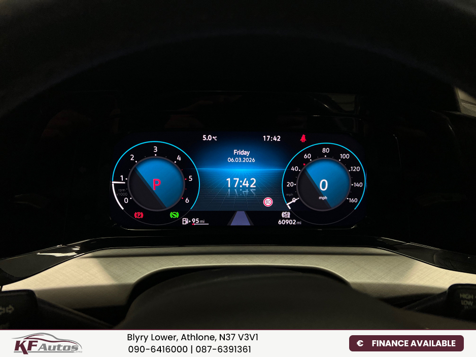 2023 Volkswagen Golf - image 26