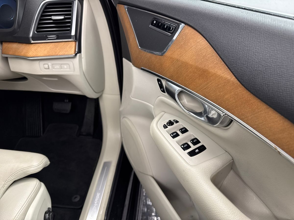 2022 Volvo XC90 T8 INSC EXP *2YR WARRANTY* €175 PER WEEK €56,995