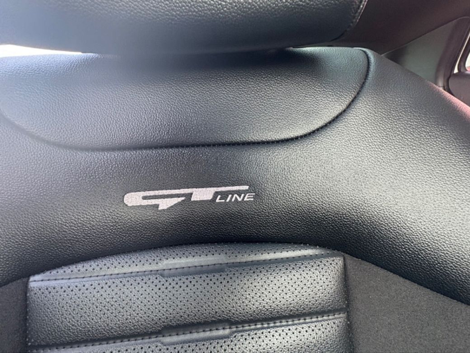 2022 Kia Sportage - image 4