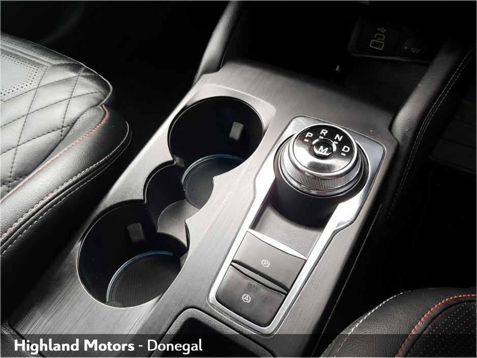 2022 Ford Focus - image 16