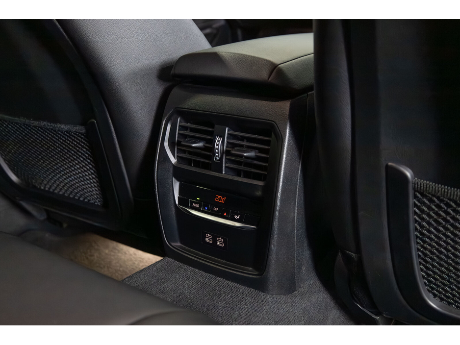 2023 BMW 3 Series 330e xDrive M Sport Auto €41,950