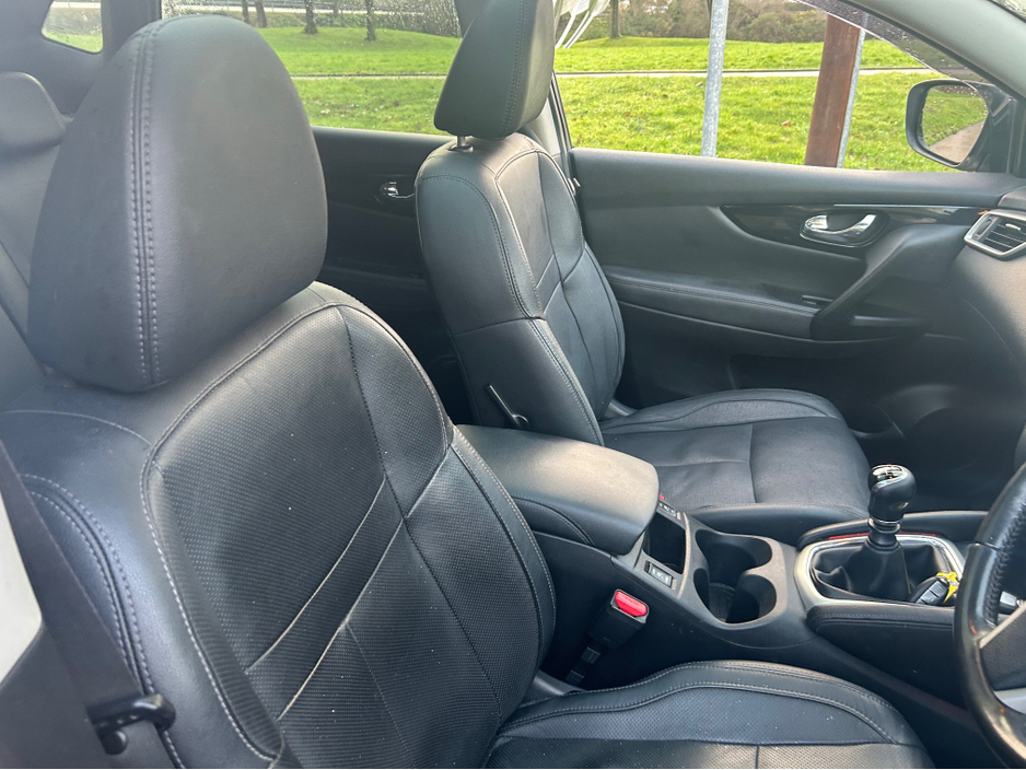 2015 Nissan Qashqai 1.6 DCI TEKNA 130bhp // FULL LEATHER // €9,900