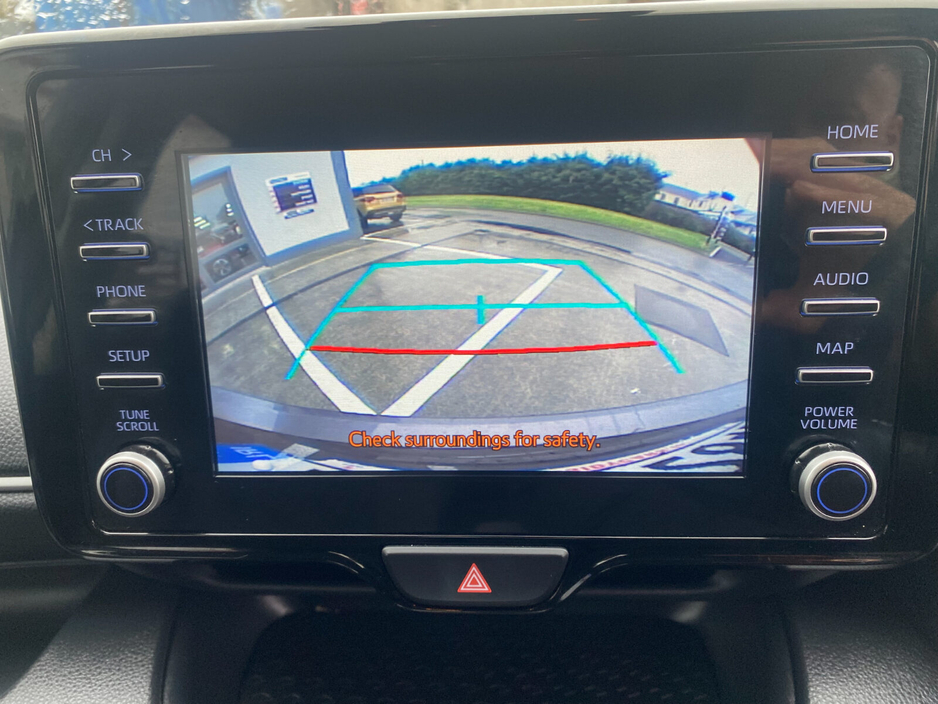 2024 Toyota Yaris - image 19