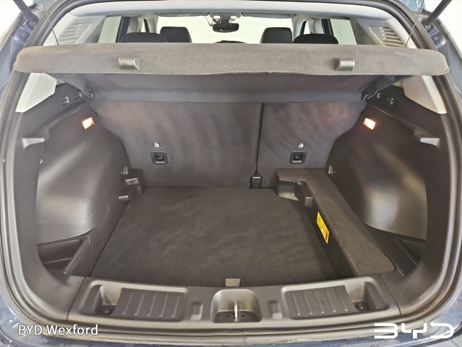 2023 Jeep Compass - image 13