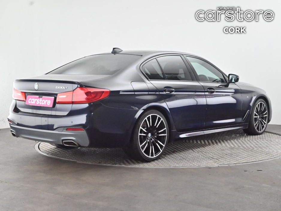 2019 BMW 5 Series - image 5