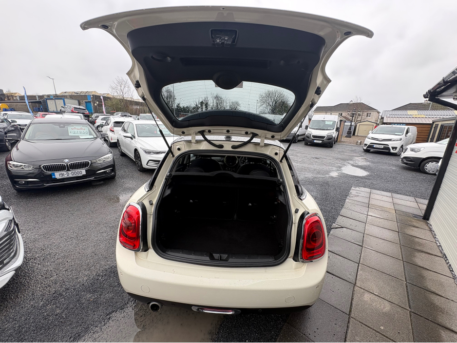 2016 MINI Cooper - image 14