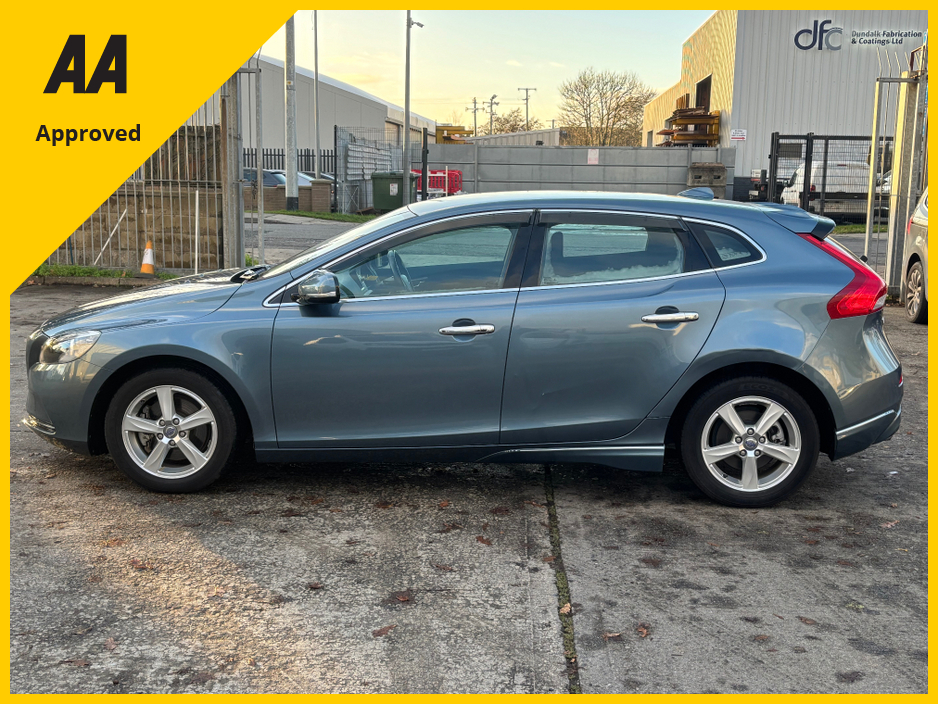 2014 Volvo V40 1.6 T4 5DR AUTO FULLY LOADED WITH SPEC €10,750