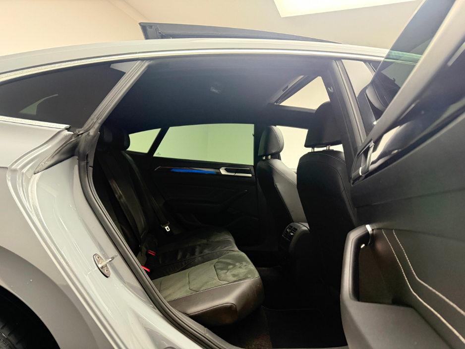 2024 Volkswagen Arteon R-LINE 1.4 TSI PHEV DSG *PAN ROOF* €45,990