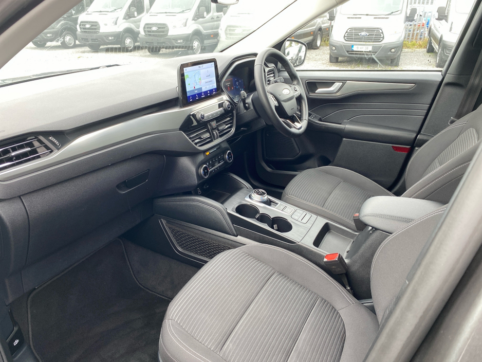 2023 Ford Kuga - image 7