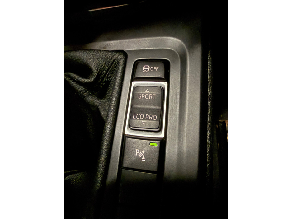 2020 BMW X1 - image 17