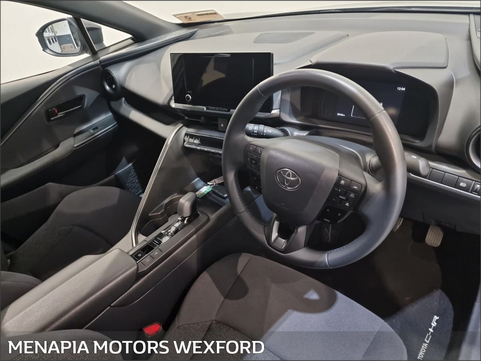 2024 Toyota C-HR - image 6