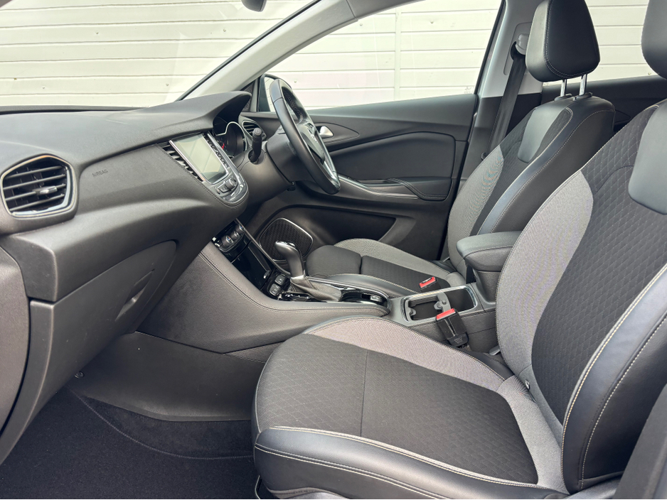 2020 Opel Grandland X - image 20