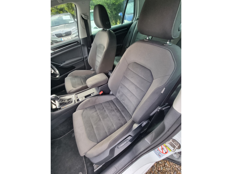 2018 Volkswagen Golf 2018 VOLKSWAGEN GOLF HI-LINE AUTO NCT'd €15,990 €15,990