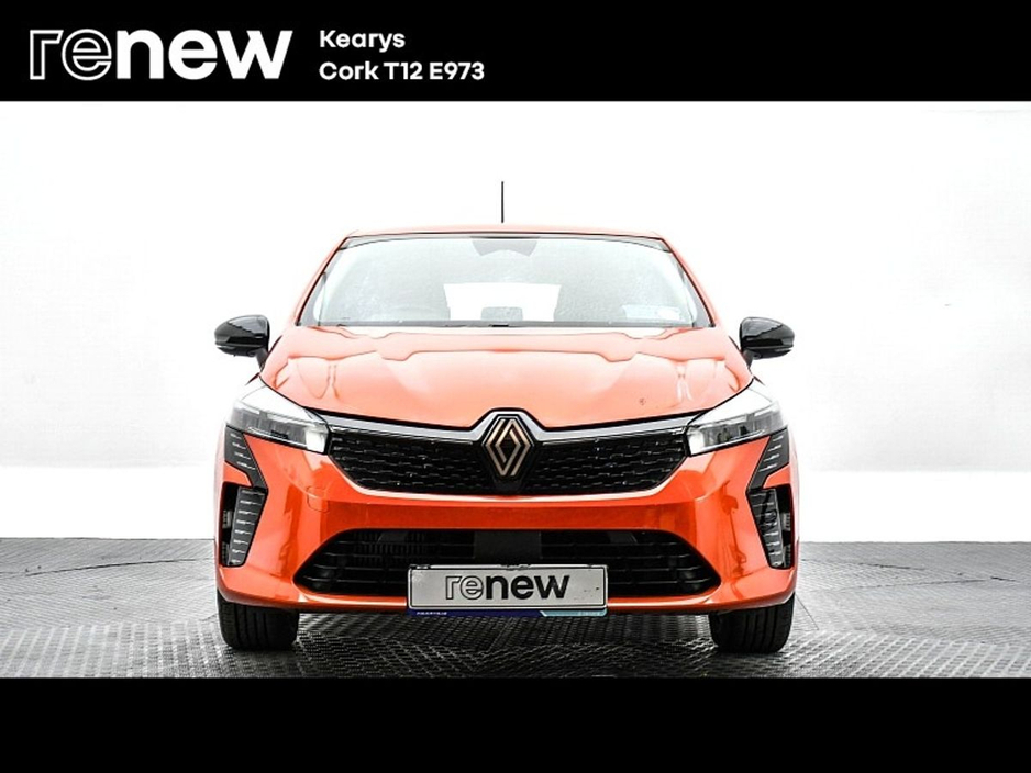 2025 Renault Clio - image 8