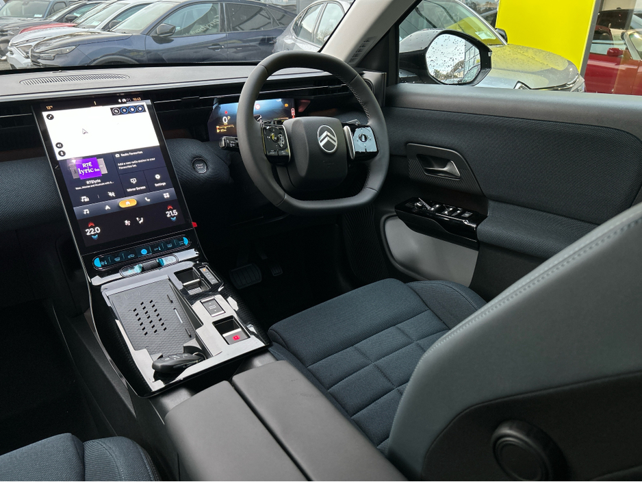 2026 Citroen C5 Aircross - image 2