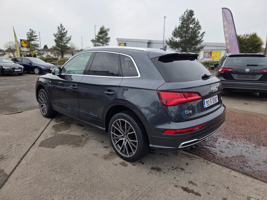 2019 Audi Q5 2.0tdi S Line 40 QT 190PS 5D A €31,950