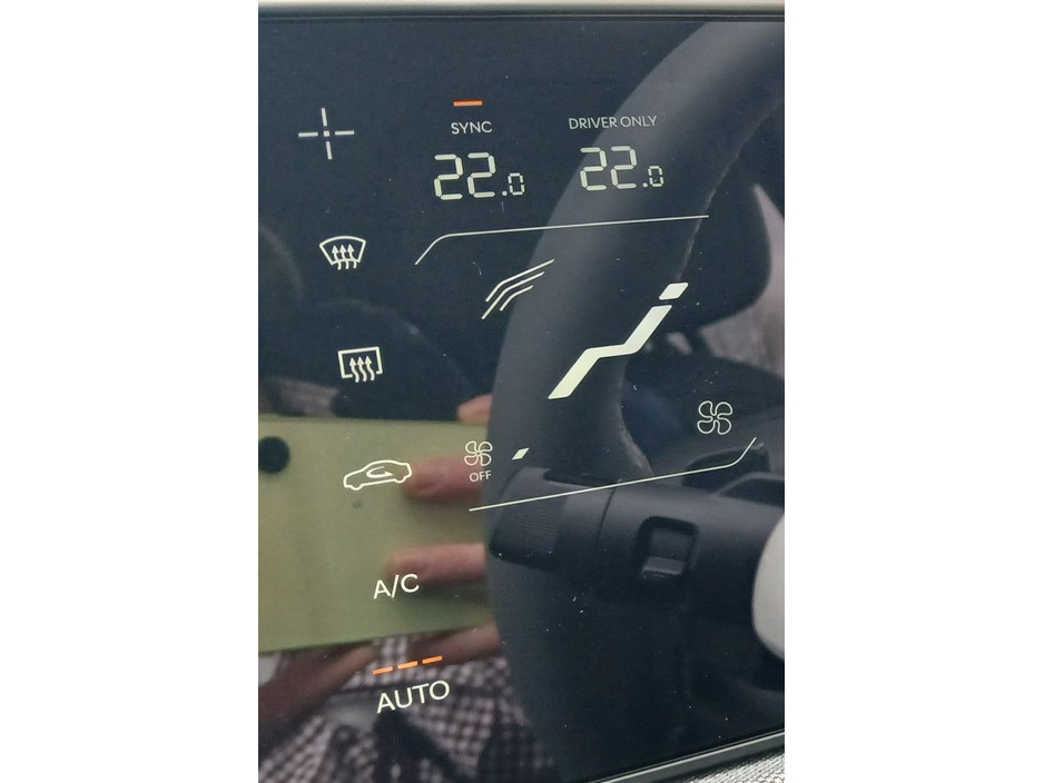 2026 Kia EV3 - image 19