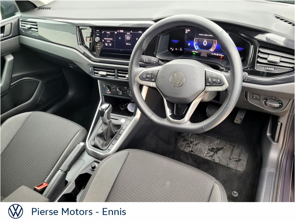 2025 Volkswagen Taigo - image 2