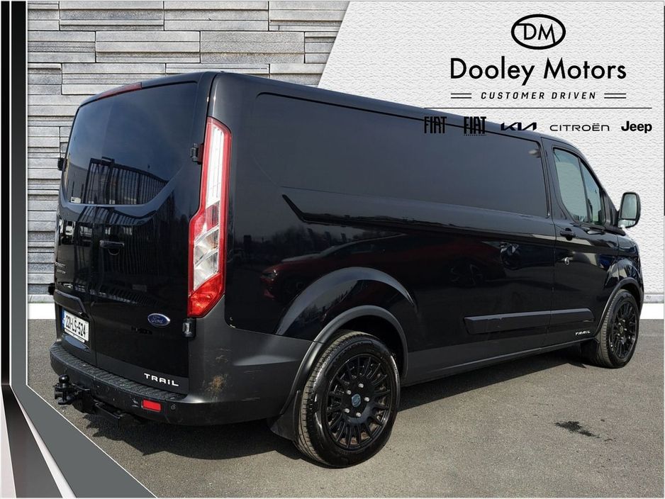 2022 Ford Transit Custom - image 5