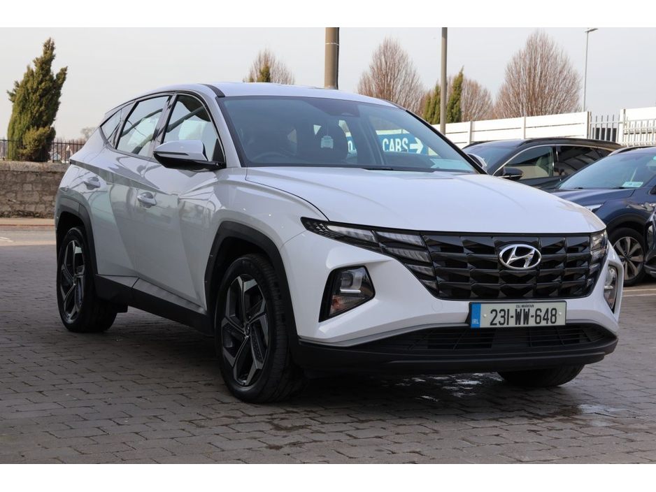 2023 Hyundai Tucson - image 3