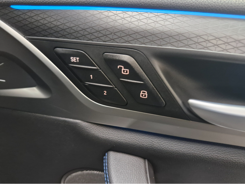 2023 BMW iX3 - image 12