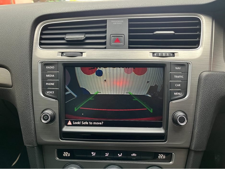 2017 Volkswagen Golf - image 19