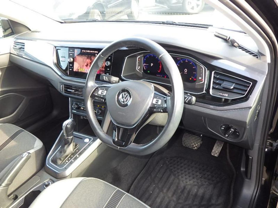 2019 Volkswagen Polo - image 3