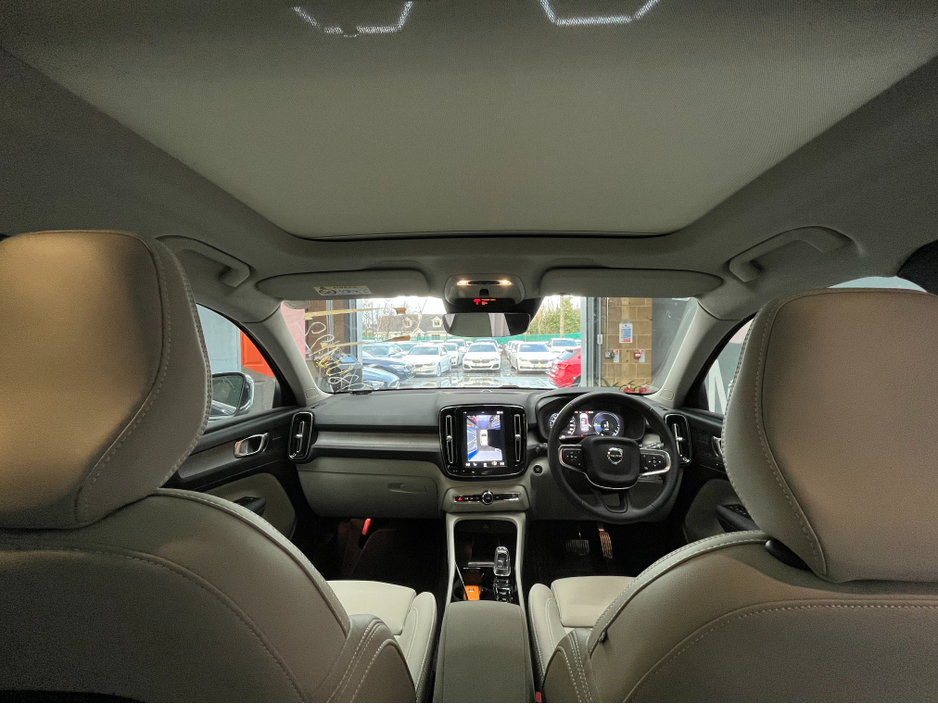 2022 Volvo XC40 2022 VOLVO XC40 RECHARGE PLUG-IN HYBRID T5 INS 1.5 AUTOMATIC / CRUISE CONTROL / 360° PARKING CAMERA / ELECTRIC MEMORY HEATED FRONT & REAR SEATS / PANORAMIC SUNROOF €36,950