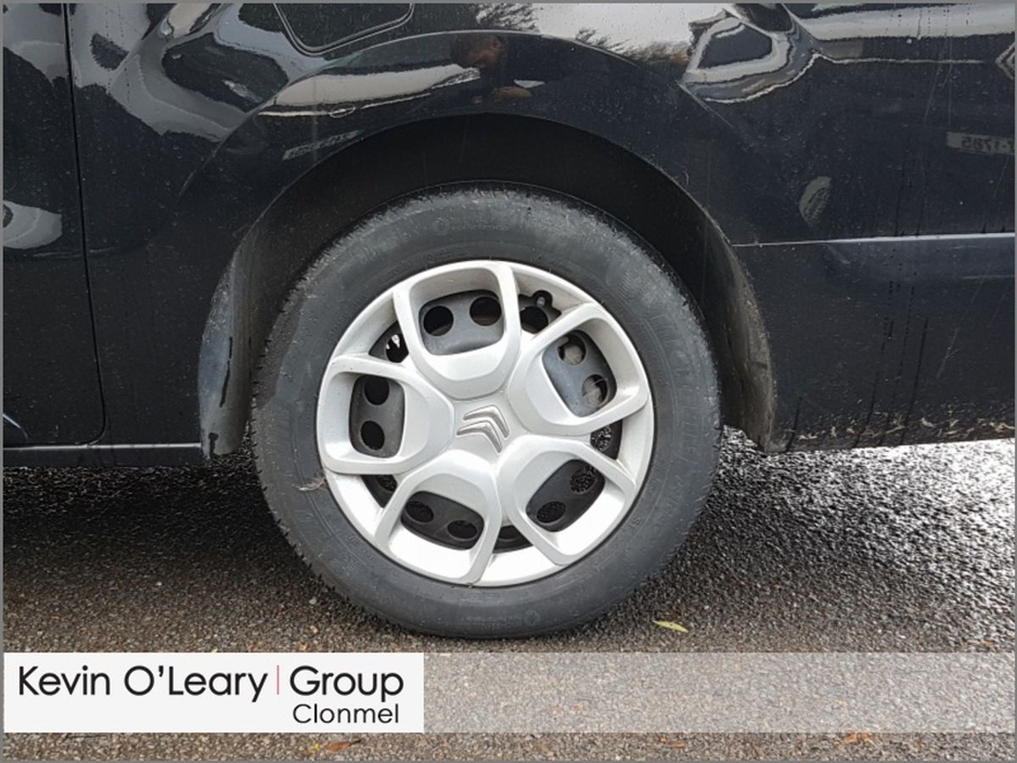 2024 Citroen SpaceTourer SPACETOURER EBUSINESS 9 Seater LWB 50KW €37,900