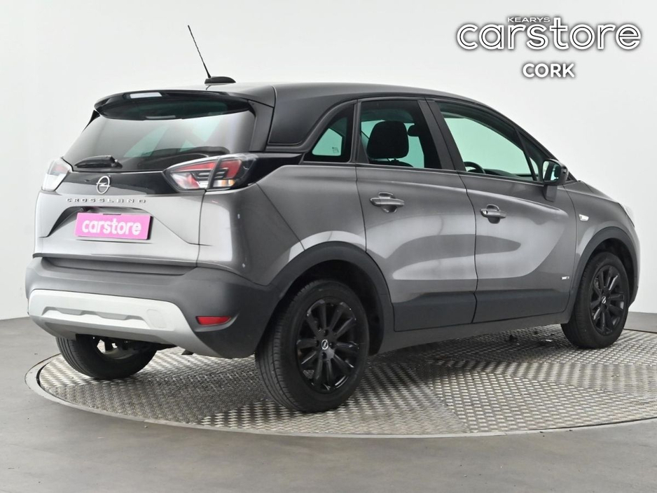 2022 Opel Crossland - image 5
