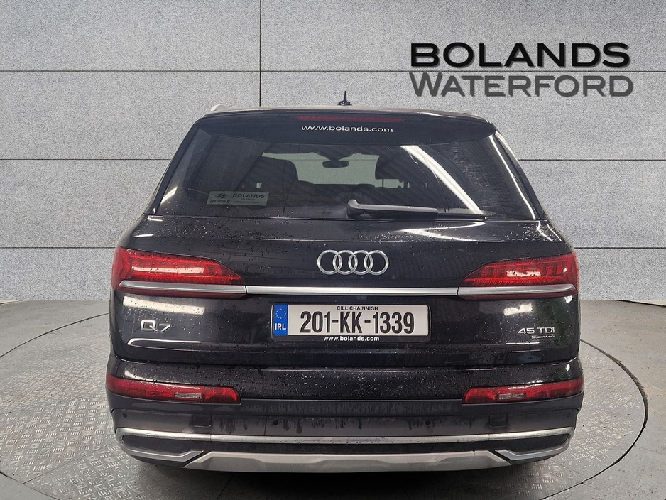 2020 Audi Q7 45 TDI quattro Tiptronic SE €47,975