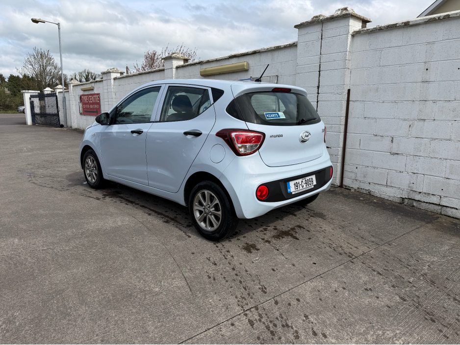 2019 Hyundai i10 - image 4
