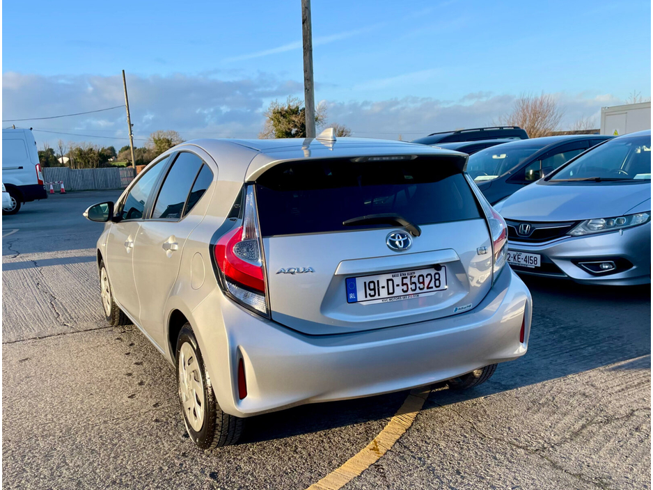 2019 Toyota Aqua Hybrid €12,299