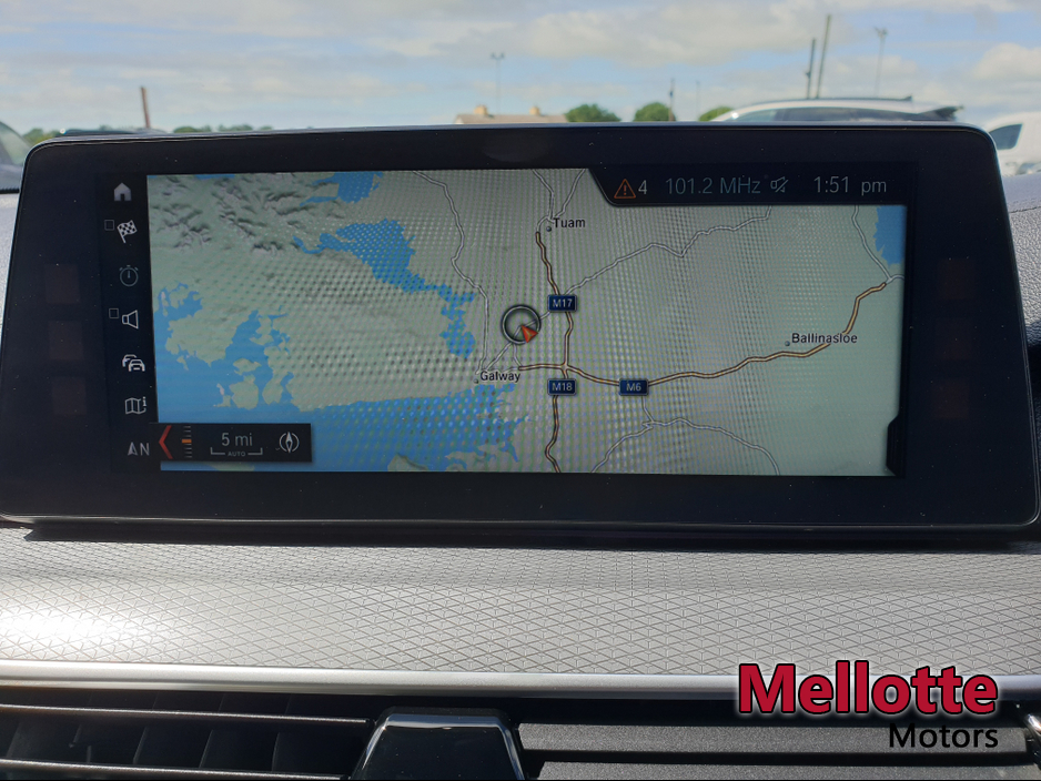 2017 BMW 5 Series - image 13