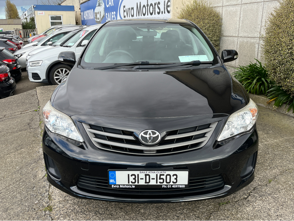 2013 Toyota Corolla - image 2