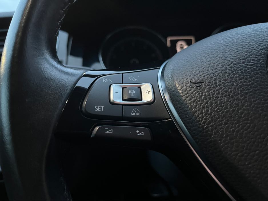 2014 Volkswagen Golf 1.4 AUTOMATIC PETROL FOUR-DOOR €11,950