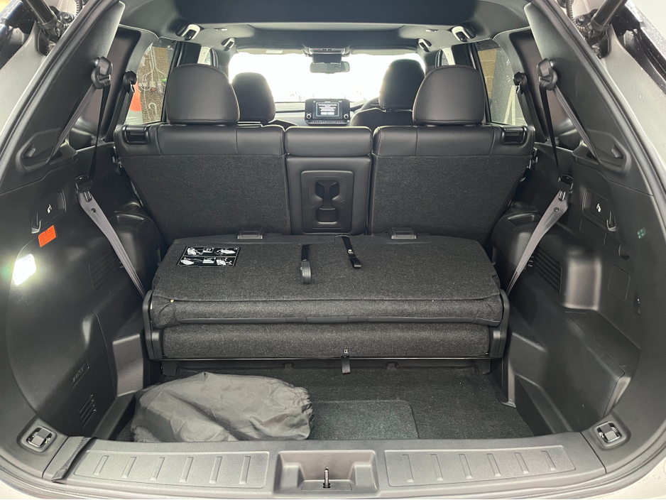 2023 Mitsubishi Outlander - image 7