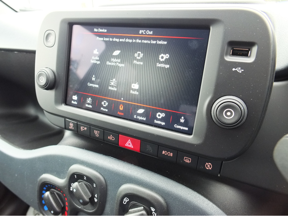 2025 Fiat Panda 1.0 CROSS 5DR €18,750