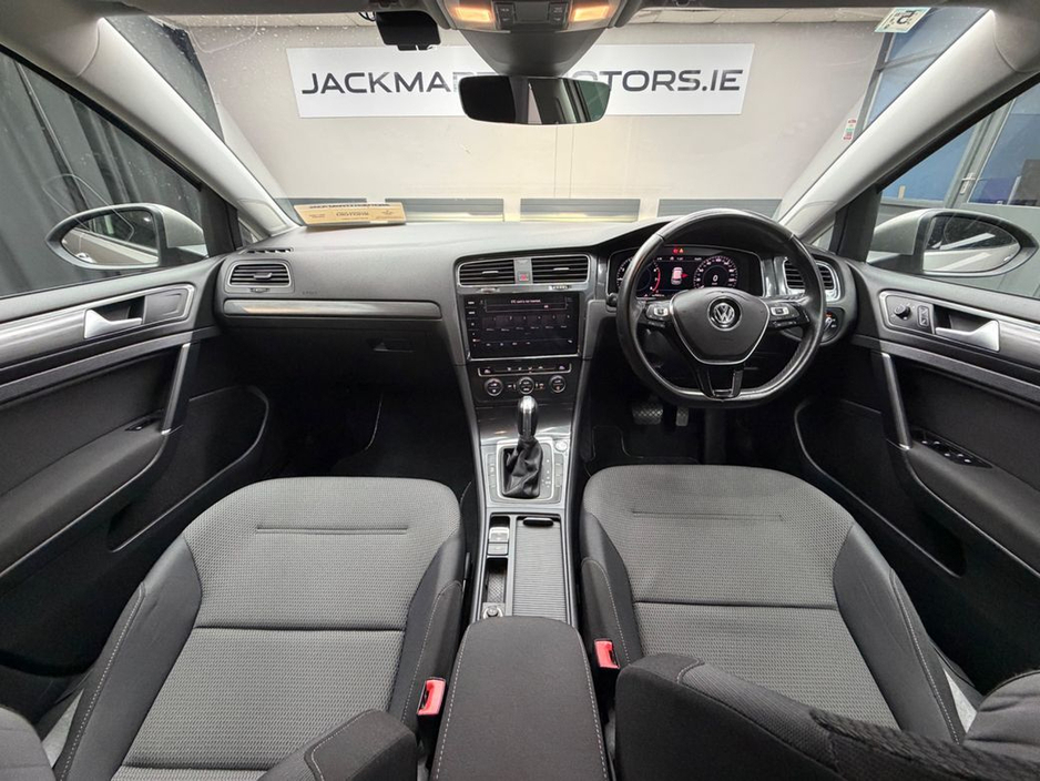 2018 Volkswagen Golf - image 26