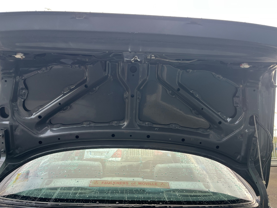 1994 Mitsubishi Galant - image 15