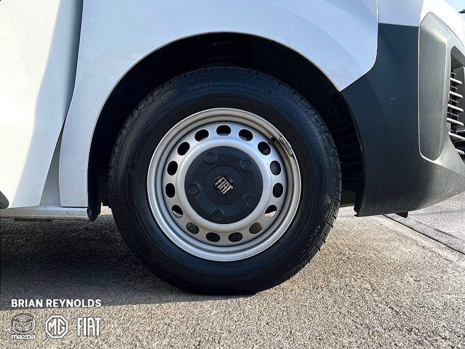 2025 Fiat Scudo - image 10