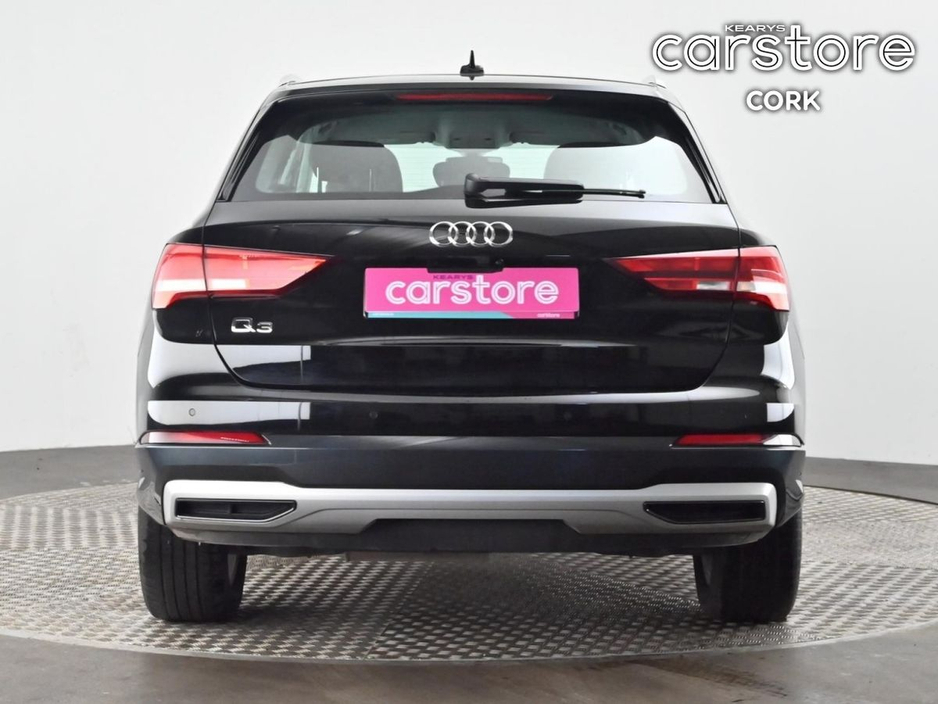 2024 Audi Q3 - image 4