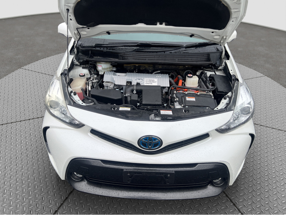 2020 Toyota Prius Alpha 2020 Toyota Prius Alpha  Self Charging Hybrid Automatic €19,950