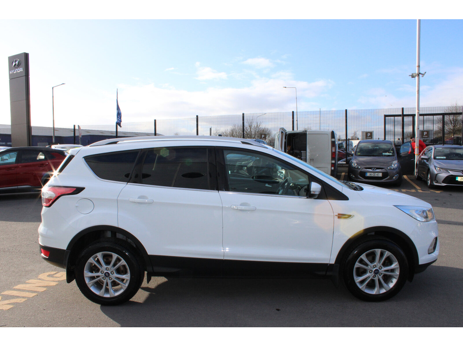 2019 Ford Kuga 1.5TDCi 120PS FWD Titanium €18,950