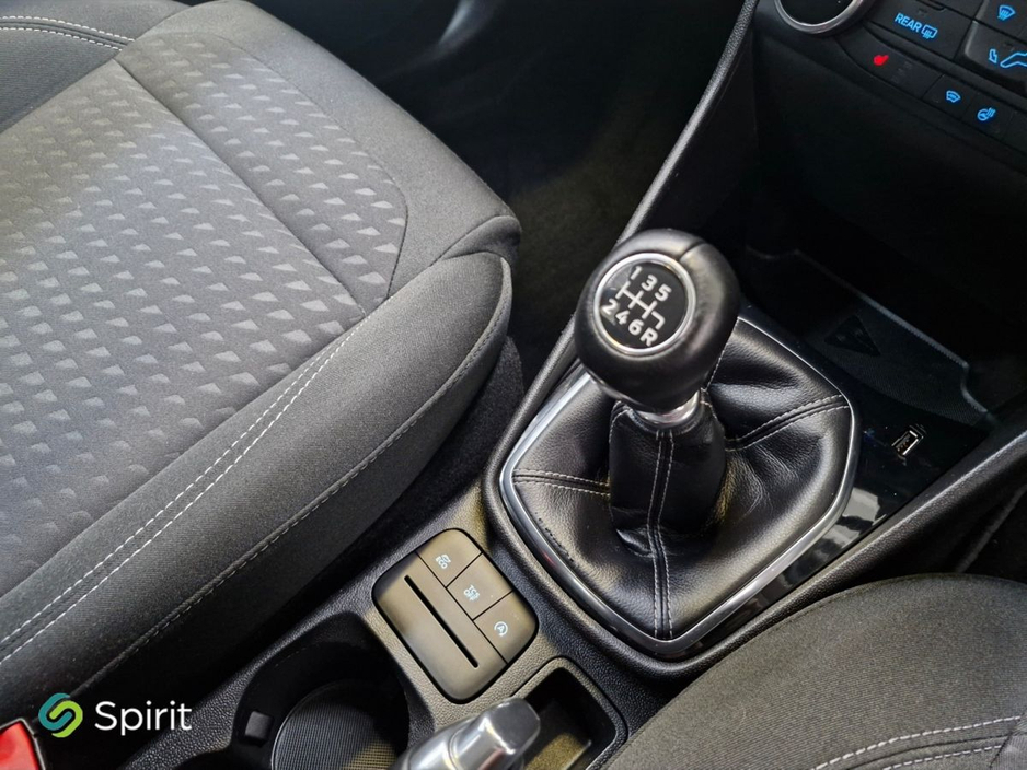 2019 Ford Fiesta - image 19