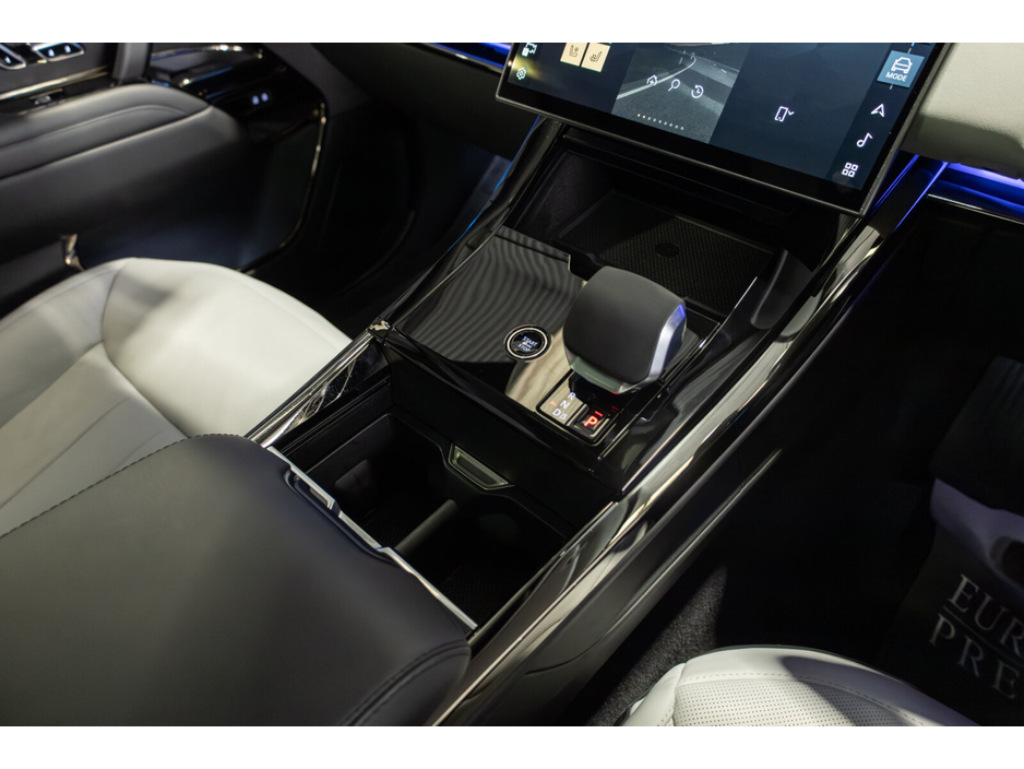 2024 Land Rover Range Rover Sport - image 20