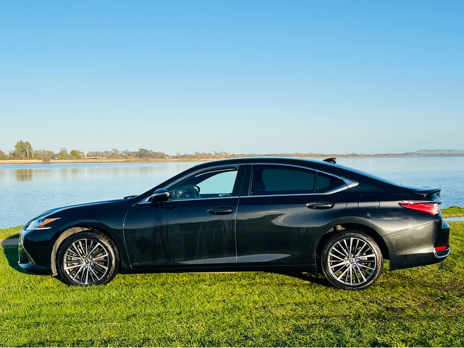2022 Lexus ES 300 H 300H CVT