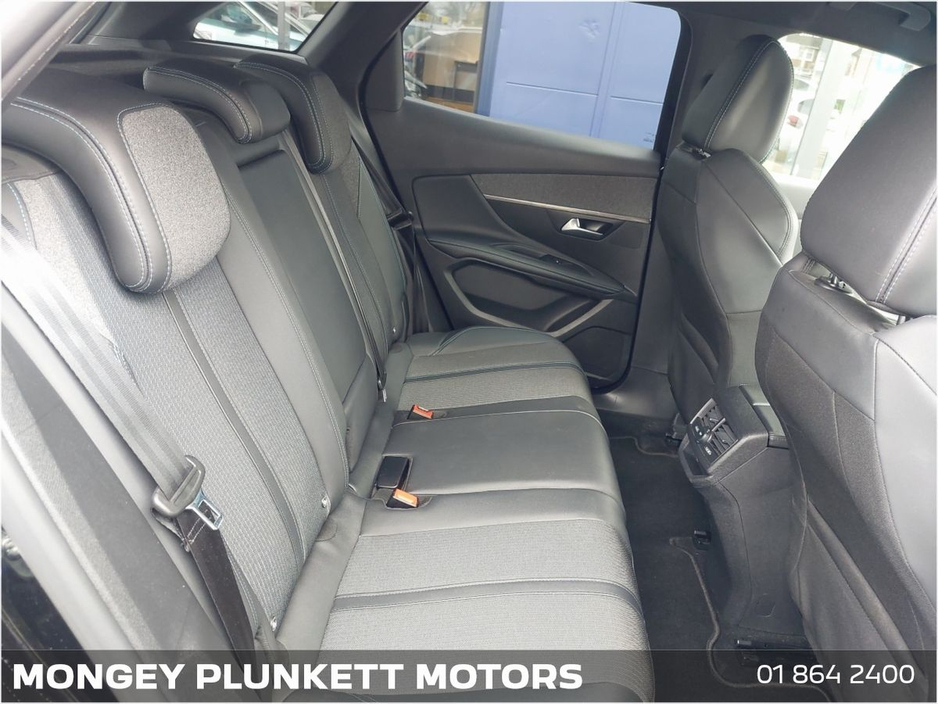 2023 Peugeot 3008 - image 13